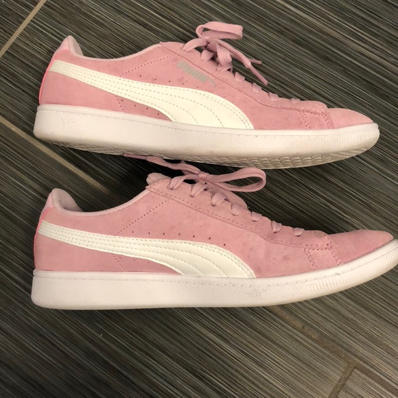 light pink puma shoes
